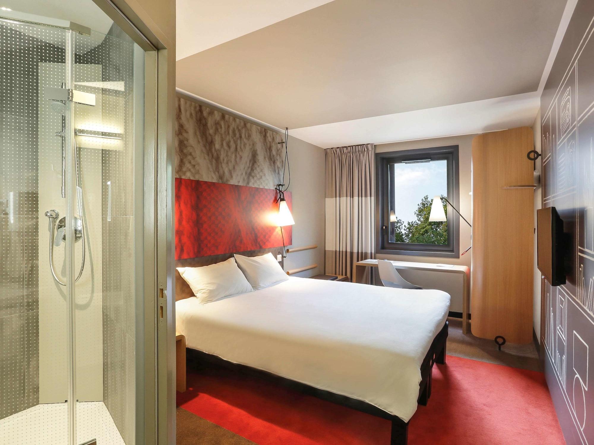 Hotel Ibis Le Mans Est Pontlieue Zewnętrze zdjęcie