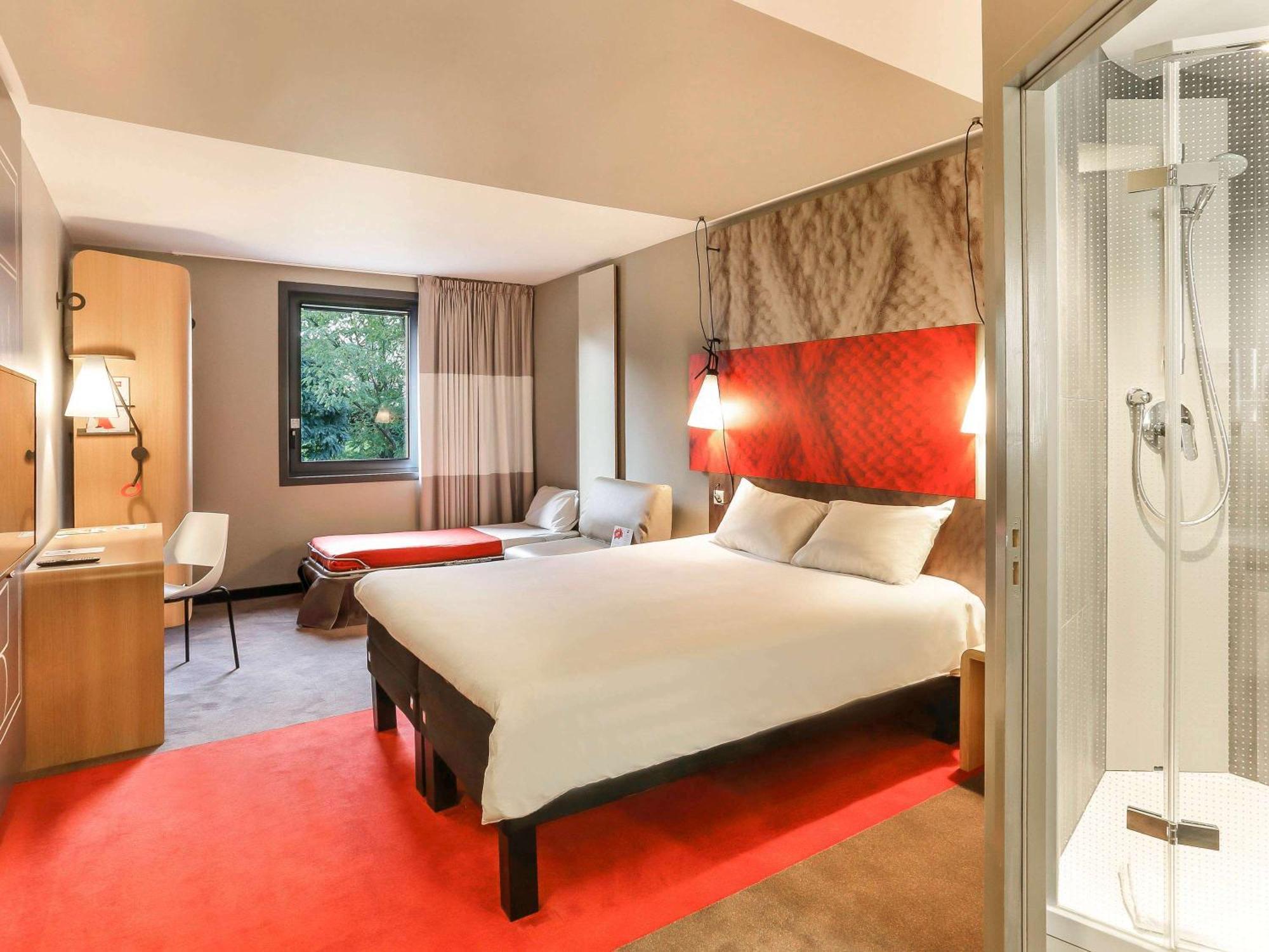 Hotel Ibis Le Mans Est Pontlieue Zewnętrze zdjęcie
