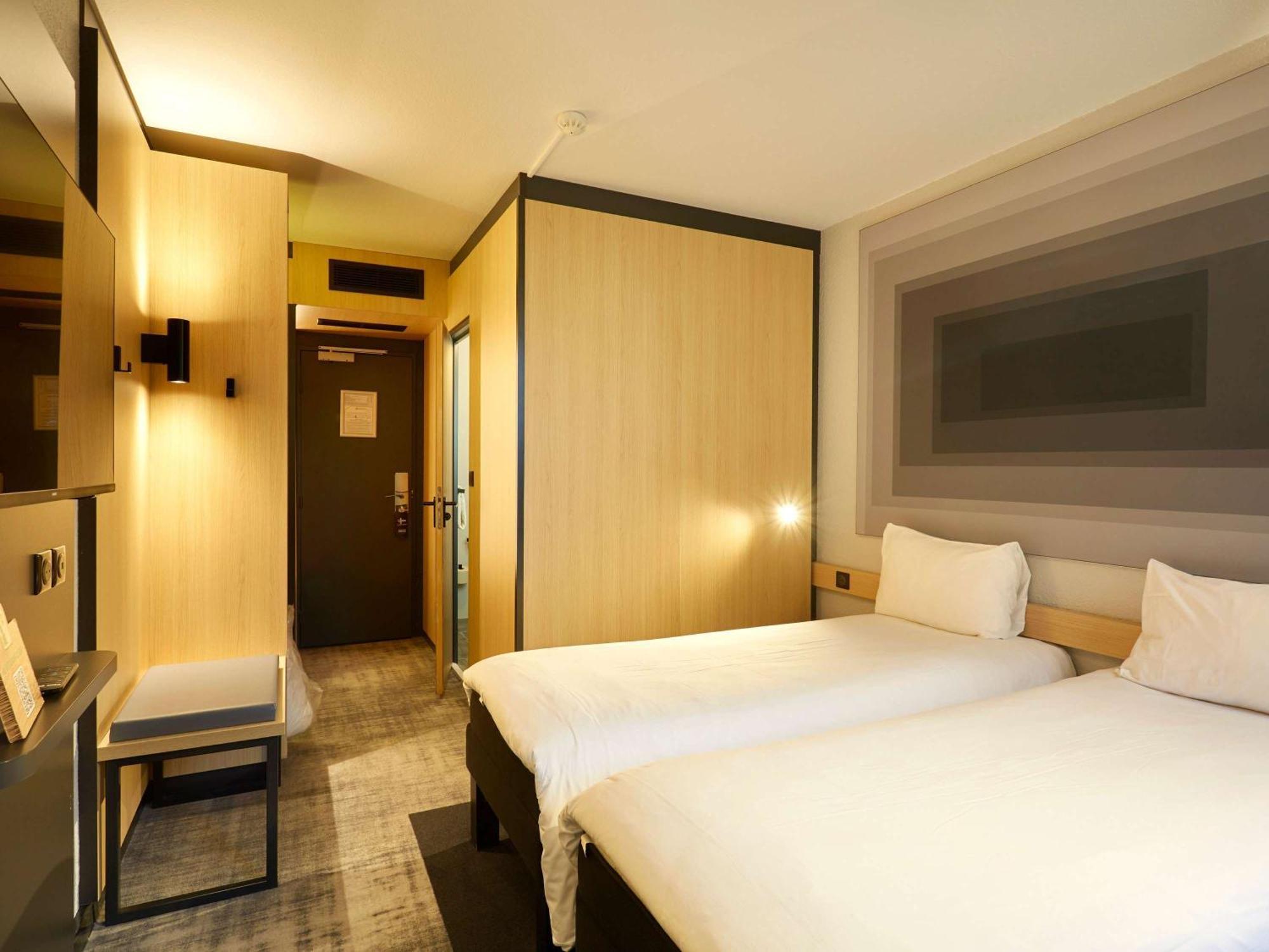 Hotel Ibis Le Mans Est Pontlieue Zewnętrze zdjęcie