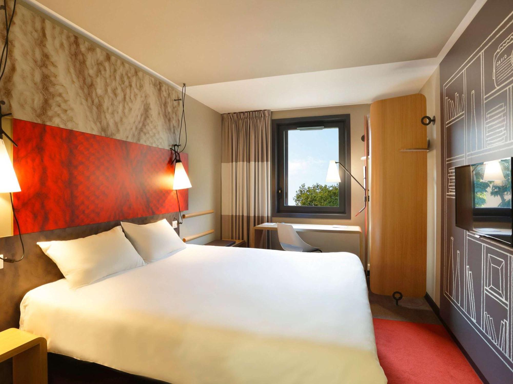 Hotel Ibis Le Mans Est Pontlieue Zewnętrze zdjęcie