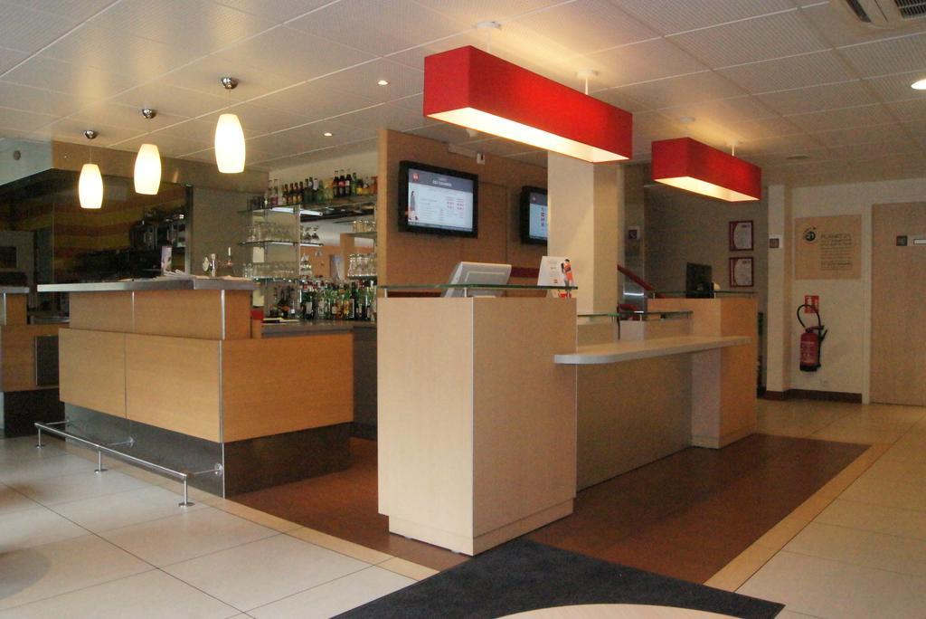 Hotel Ibis Le Mans Est Pontlieue Zewnętrze zdjęcie